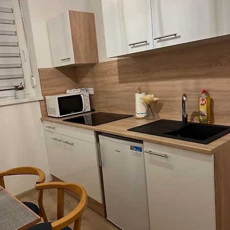 Centroom Apartment